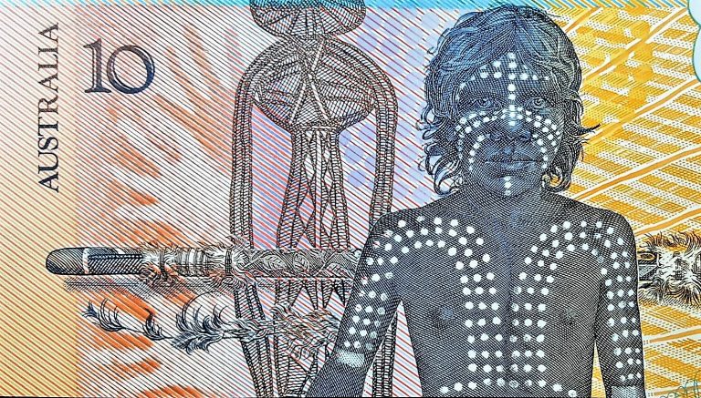 Aborigine illustrated in banknotes