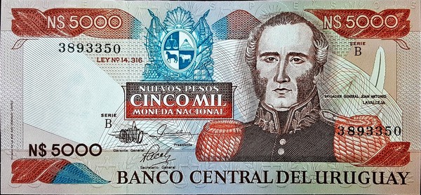 uruguay 5000 nuevos pesos p65 1front